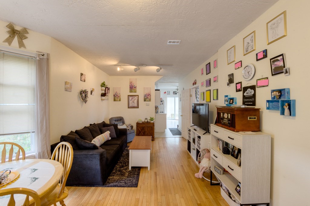 45 Scrimgeour Road Worcester, MA 01606 - Photo 16 of 42 Gallery Image 16
