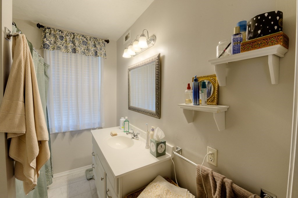 45 Scrimgeour Road Worcester, MA 01606 - Photo 22 of 42 Gallery Image 22