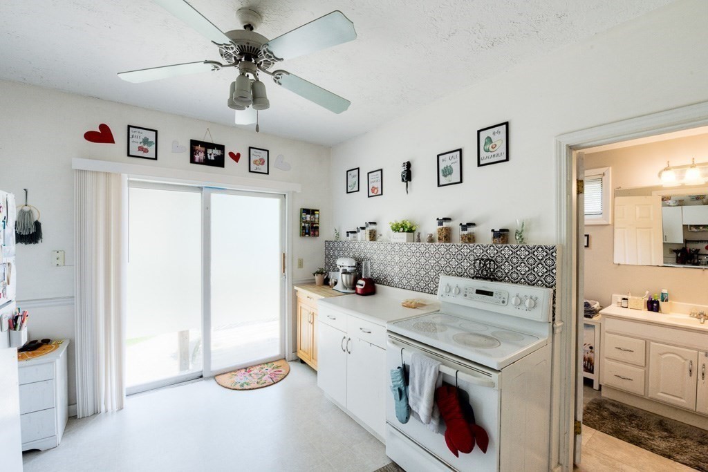 45 Scrimgeour Road Worcester, MA 01606 - Photo 5 of 42 Gallery Image 5