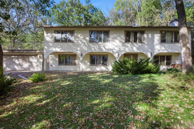 $425,000 | 101 Hidden Meadow Court, Apple Valley, MN 55124