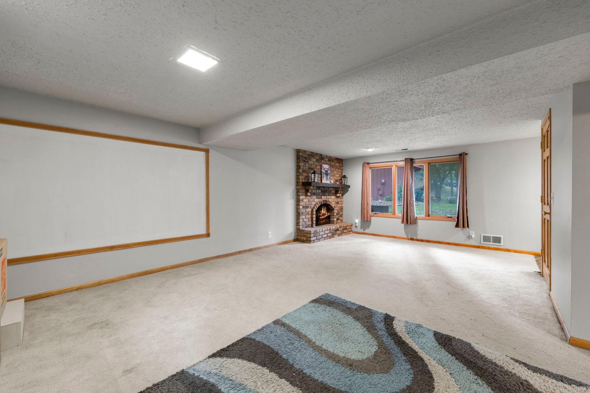 101 Hidden Meadow Court Apple Valley, MN 55124 - Photo 20 of 31