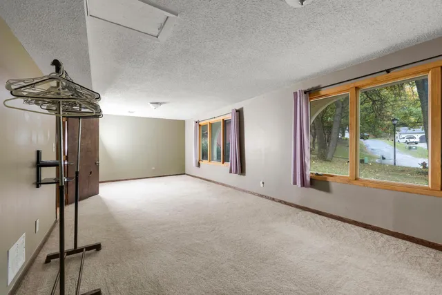 $425,000 | 101 Hidden Meadow Court, Apple Valley, MN 55124