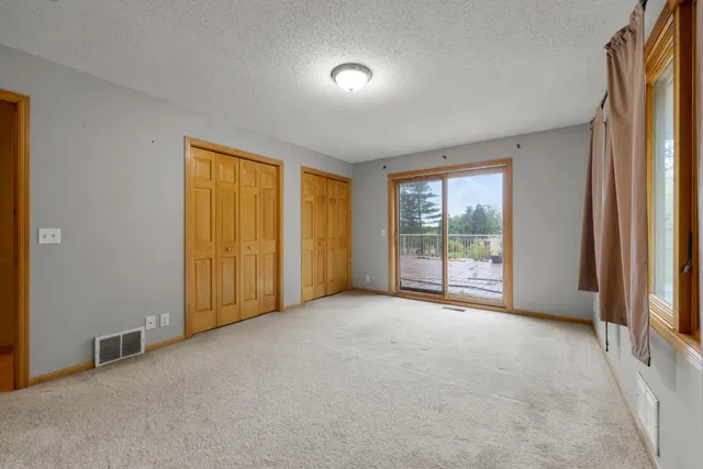 $425,000 | 101 Hidden Meadow Court, Apple Valley, MN 55124