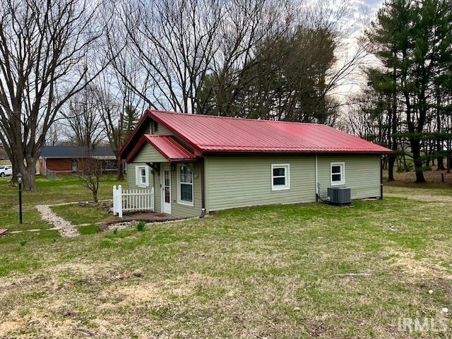 4215 Old State Road Bedford, IN 47421 - Photo 27 of 35