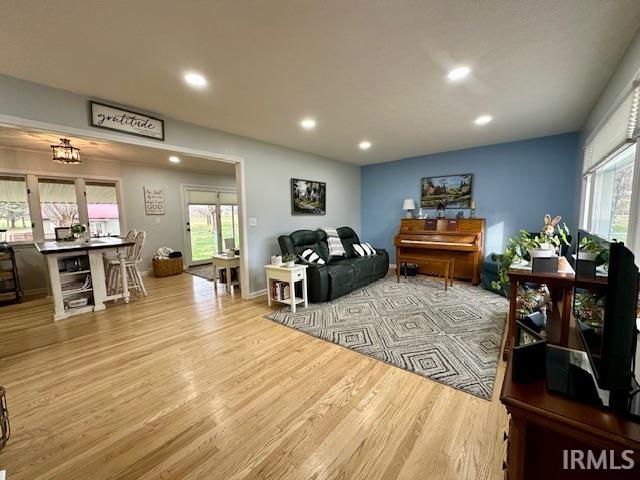 4215 Old State Road Bedford, IN 47421 - Photo 6 of 35