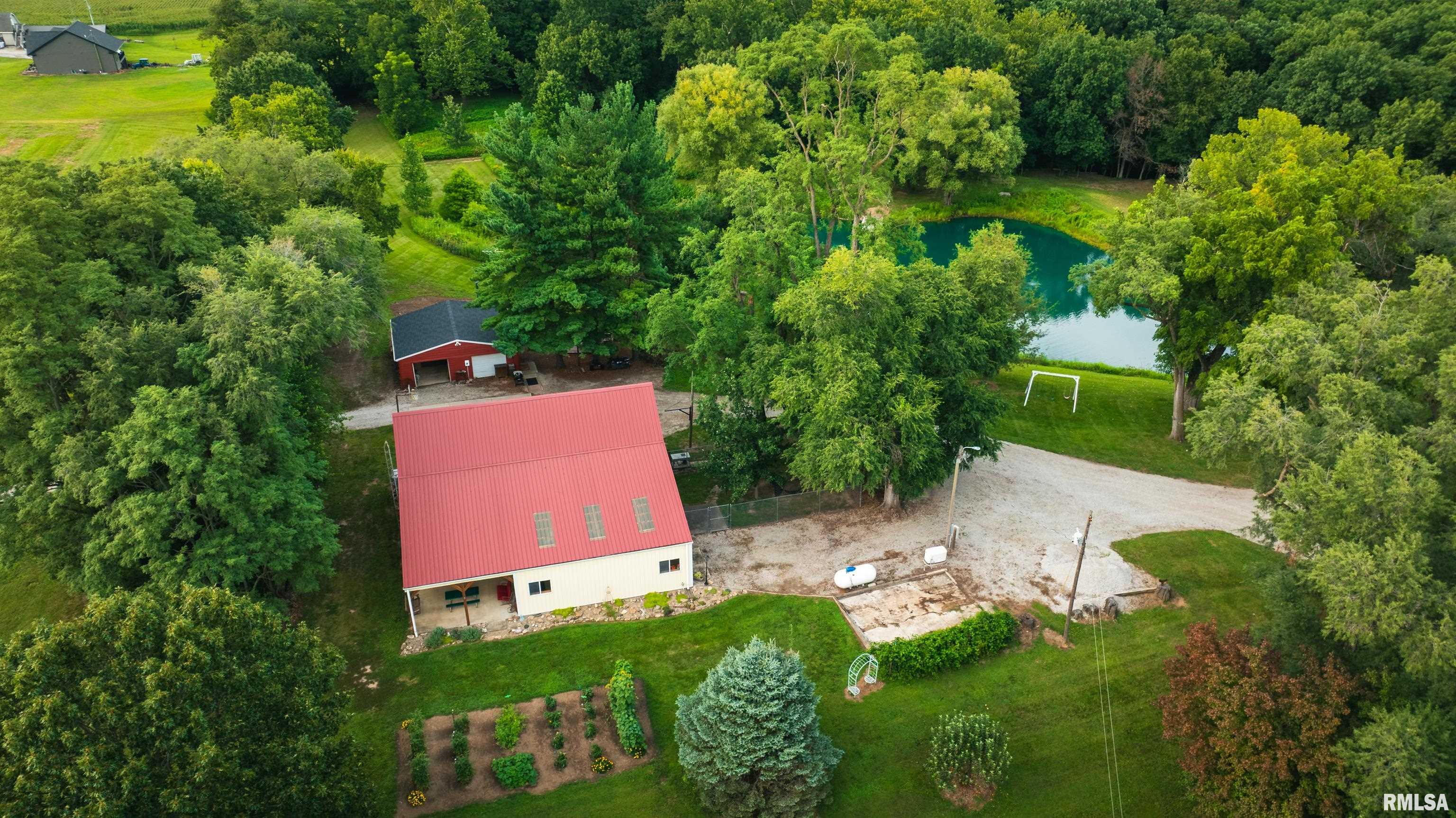 1885 Central Point Road Springfield, IL 62707 - Photo 4 of 100 Gallery Image 4