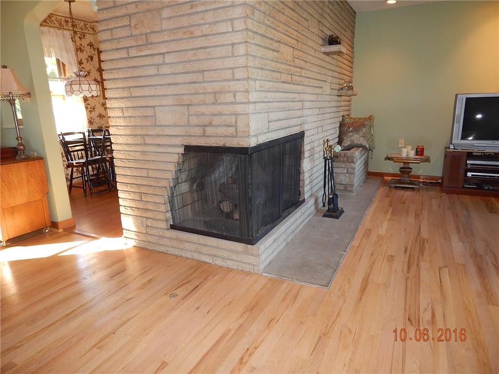 1410 Evelyn Road Baldwin, PA 15227 - Photo 2 of 23 Gallery Image 2