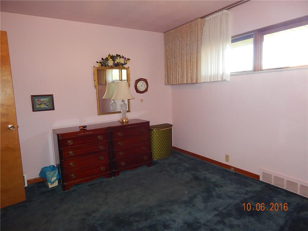 1410 Evelyn Road Baldwin, PA 15227 - Photo 14 of 23 Gallery Image 14