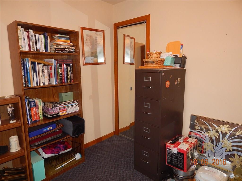 1410 Evelyn Road Baldwin, PA 15227 - Photo 9 of 23 Gallery Image 9