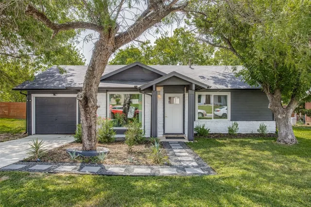 $2,250 | 7311 Chisos Pass, Austin, TX 78724