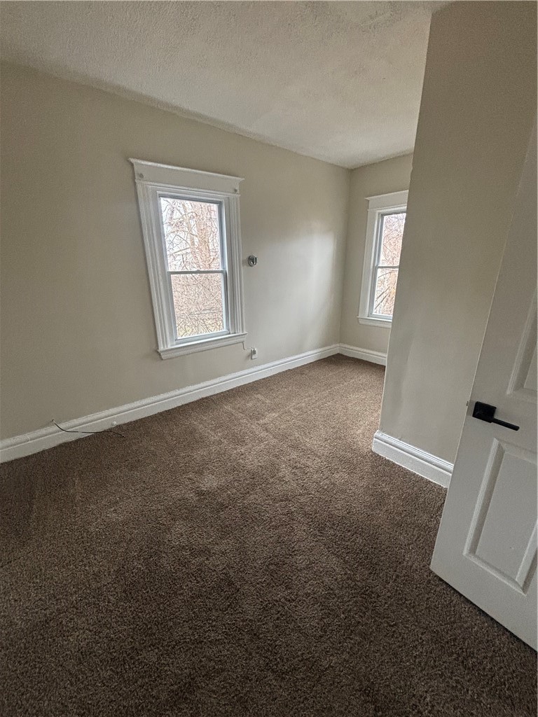 18 Kenilworth Terrace Rochester, NY 14605 - Photo 8 of 9
