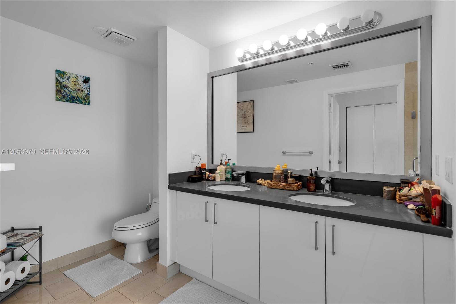 90 Southwest 3rd Street, Unit 4403 Miami, FL 33130 - Photo 14 of 32