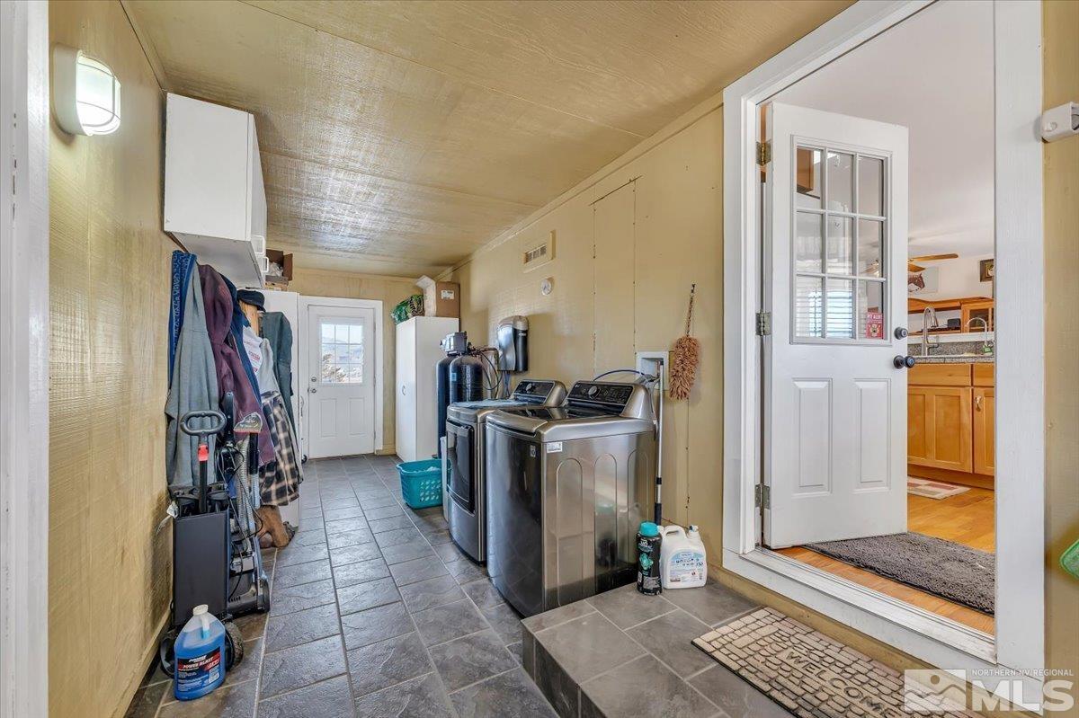 5805 Range Land Road Reno, NV 89510 - Photo 14 of 40 Photo 14