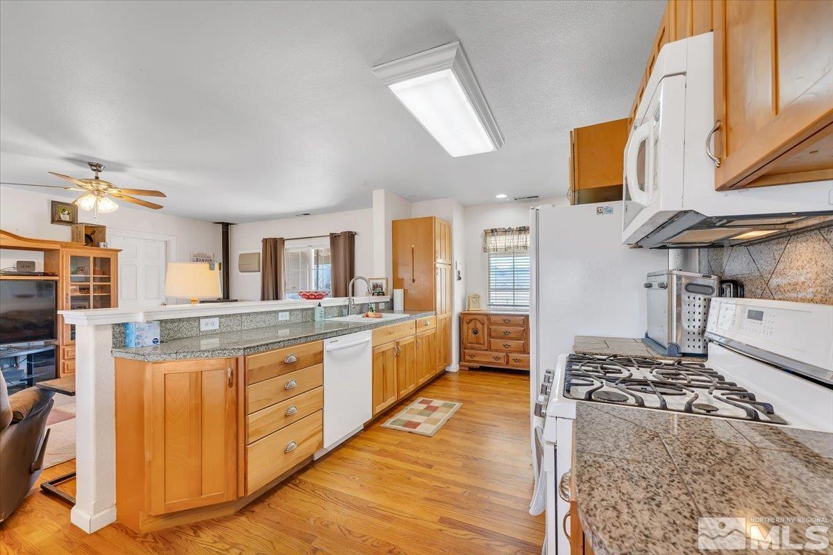 5805 Range Land Road Reno, NV 89510 - Photo 8 of 40 Photo 8