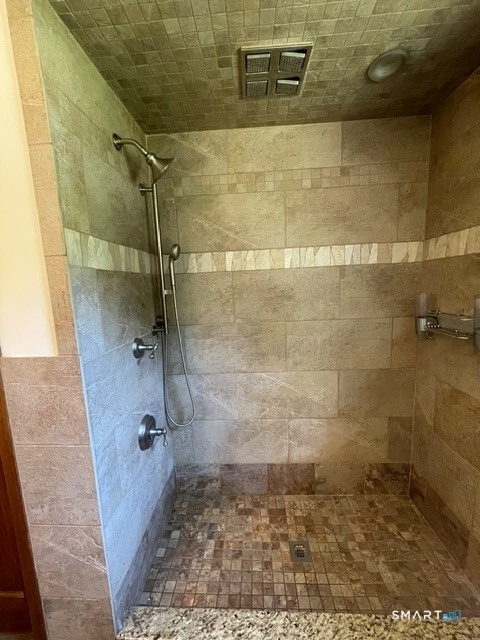 106 Lucas Park Road Norwich, CT 06360 - Photo 13 of 38