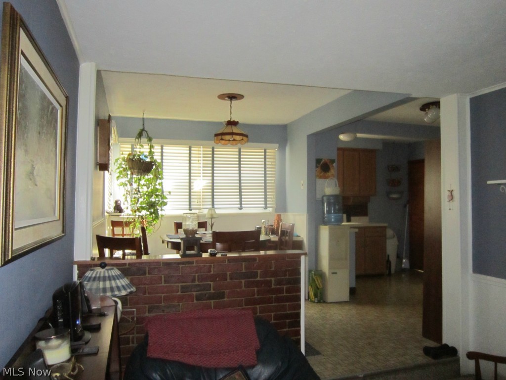 5189 Camden Road Maple Heights, OH 44137 - Photo 3 of 19 Gallery Image 3