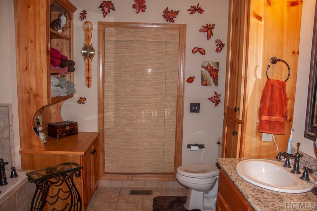 129 Outback Lane Rabun Gap, GA 30568 - Photo 33 of 73 Gallery Image 33