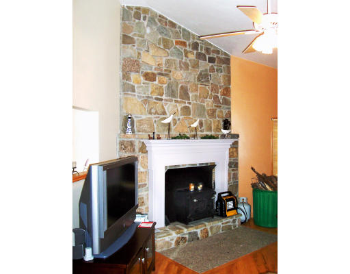 12 Chris Road Oxford, MA 01540 - Photo 12 of 20 Gallery Image 12