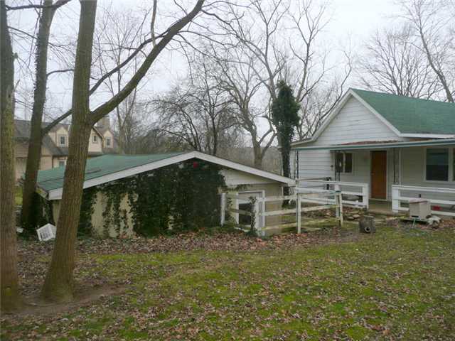6939 Riverside Drive Powell, OH 43065 - Photo 3 of 17