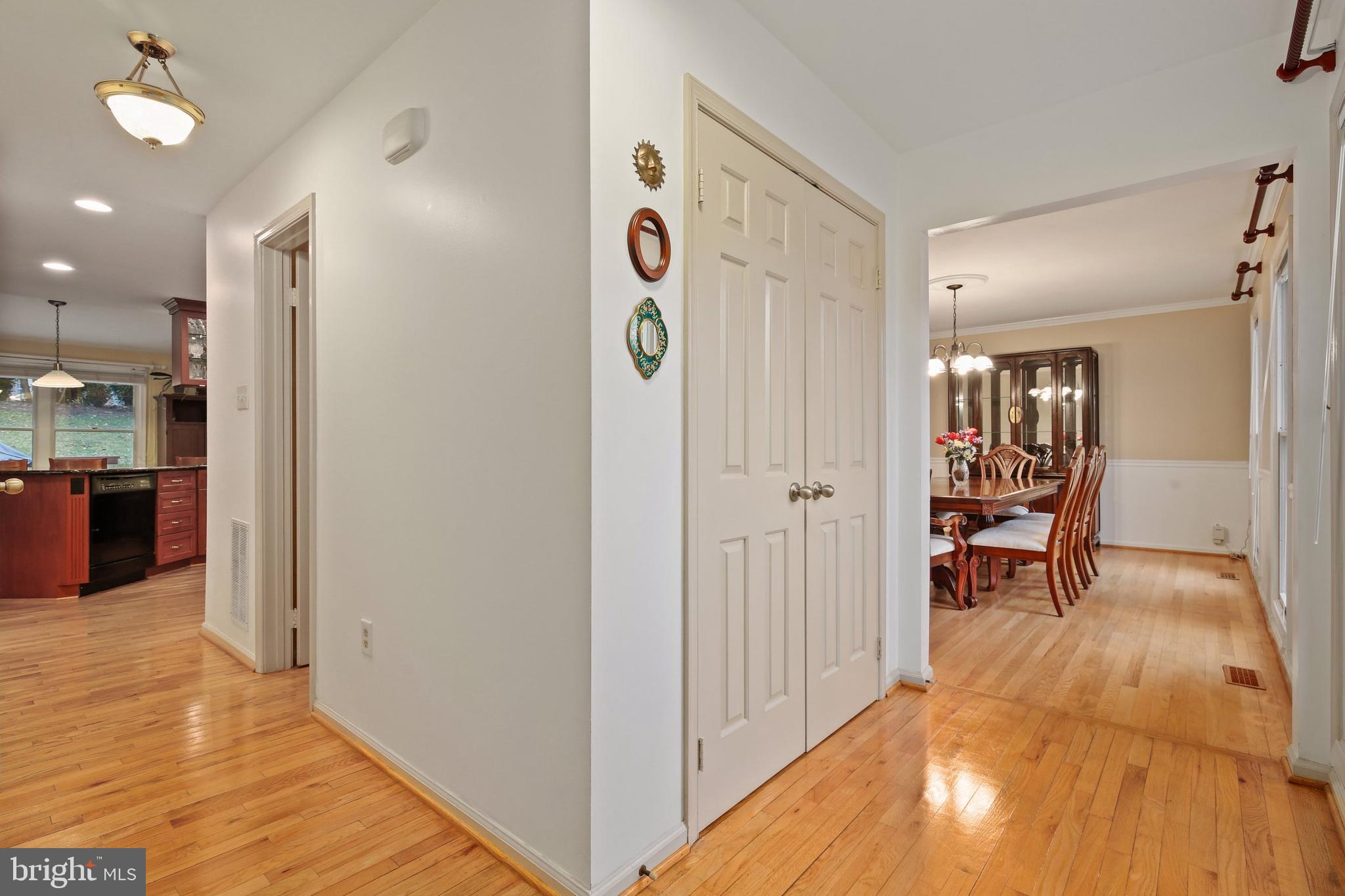 13420 Autumn Ridge Lane Silver Spring, MD 20906 - Photo 6 of 61