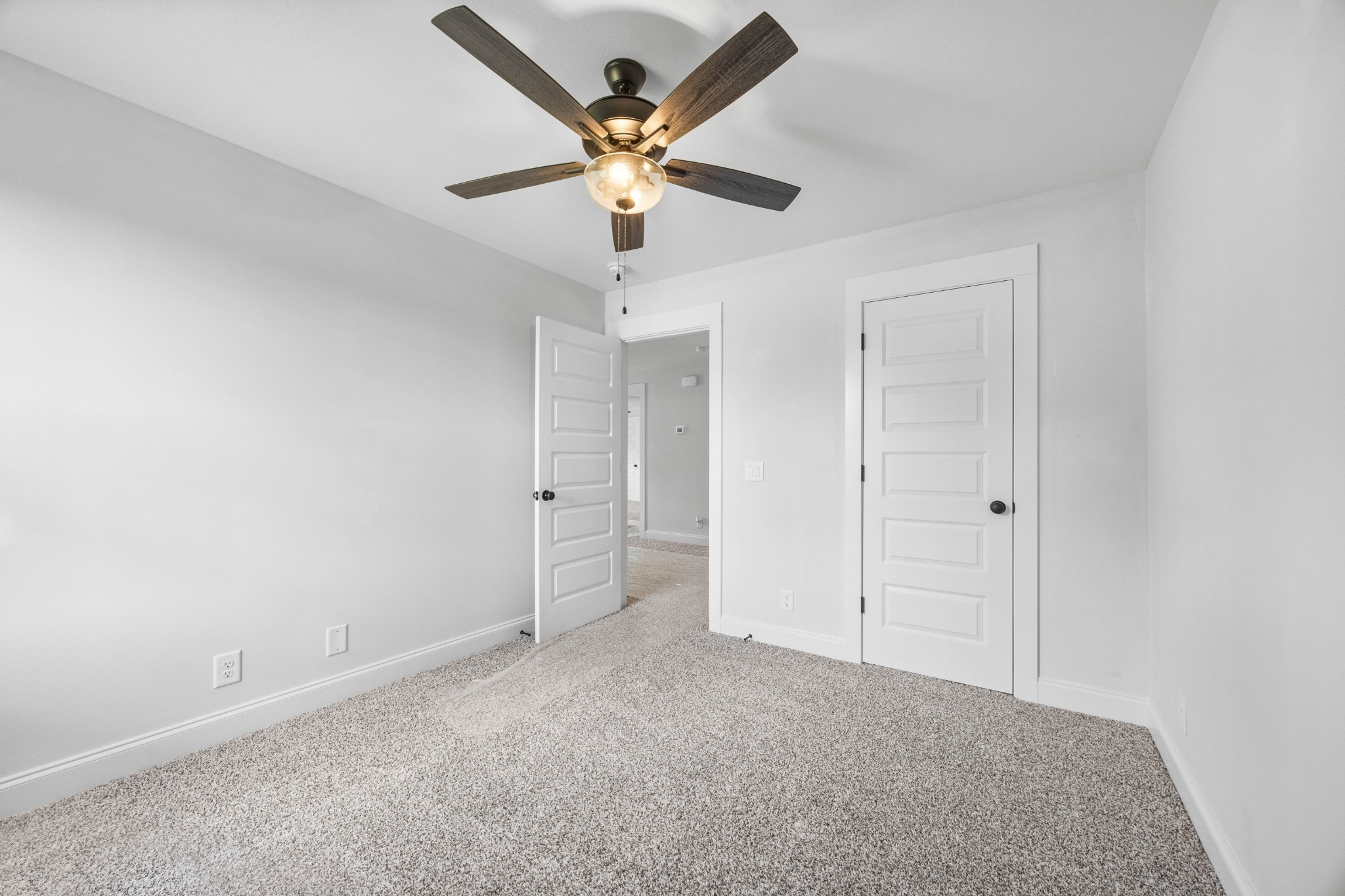 983 Palmyra Road Clarksville, TN 37040 - Photo 33 of 43 Gallery Image 33