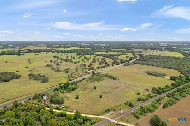 $374,000 | 10843 Highway 90, Harwood, TX 78632
