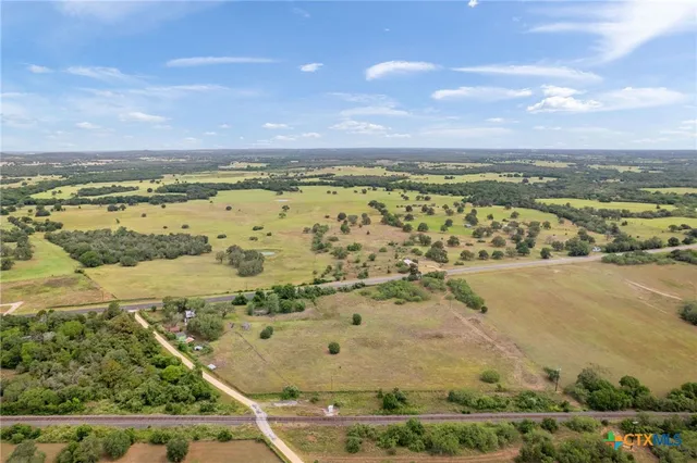 $374,000 | 10843 Highway 90, Harwood, TX 78632