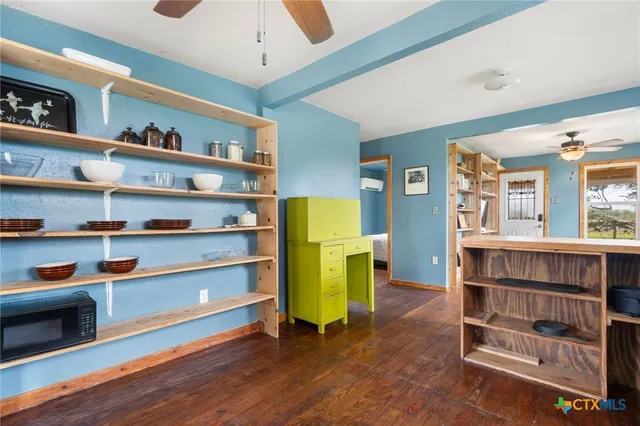 $374,000 | 10843 Highway 90, Harwood, TX 78632