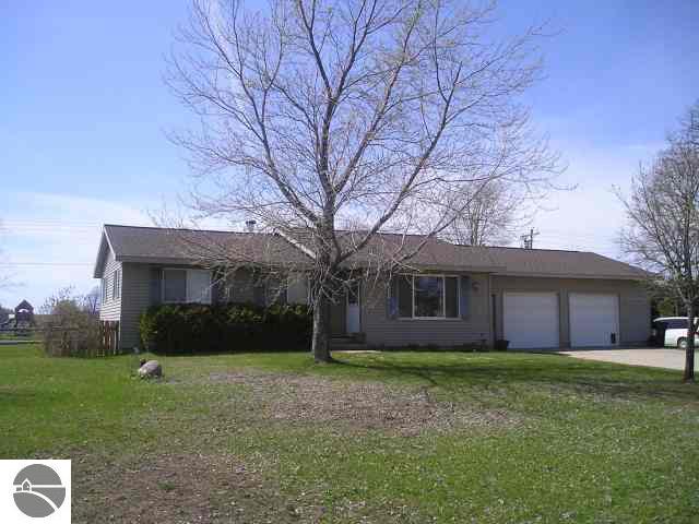 3611 Zimmerman Road Traverse City, MI 49685 - Photo 1 of 9 1687981.JPG