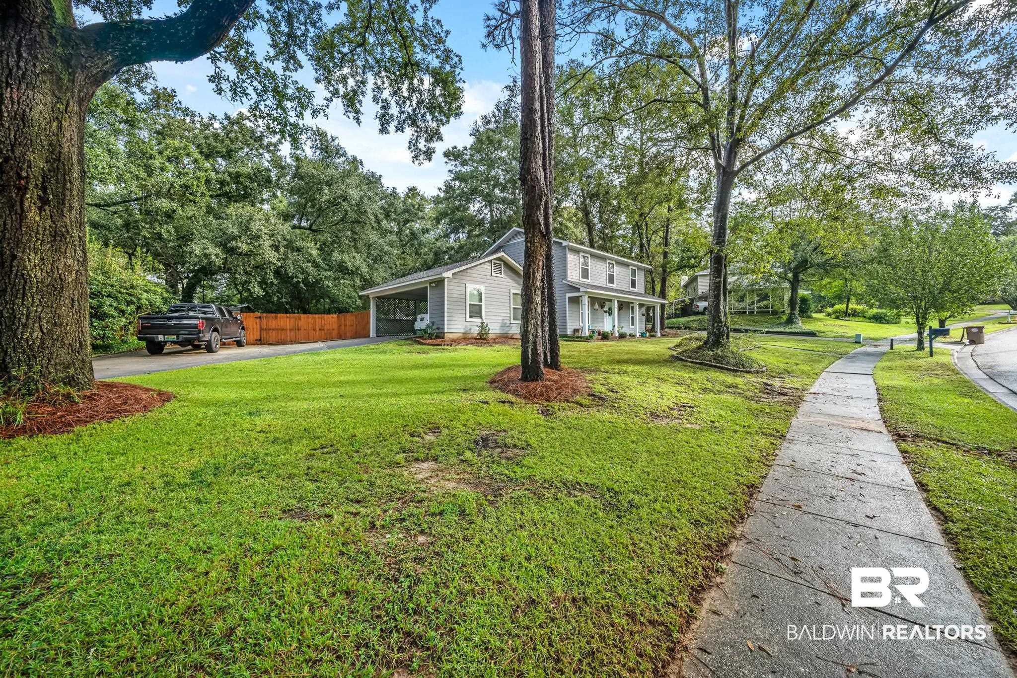 6208 Southridge Boulevard Mobile, AL 36693 - Photo 3 of 39