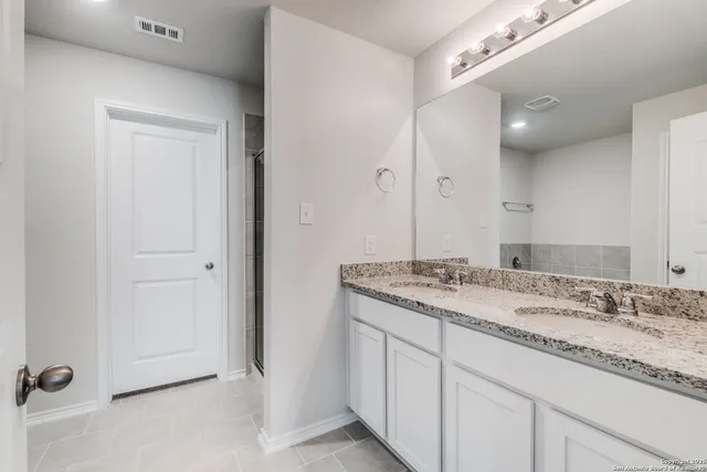 $2,585 | 29523 Copper Gate, Bulverde, TX 78163