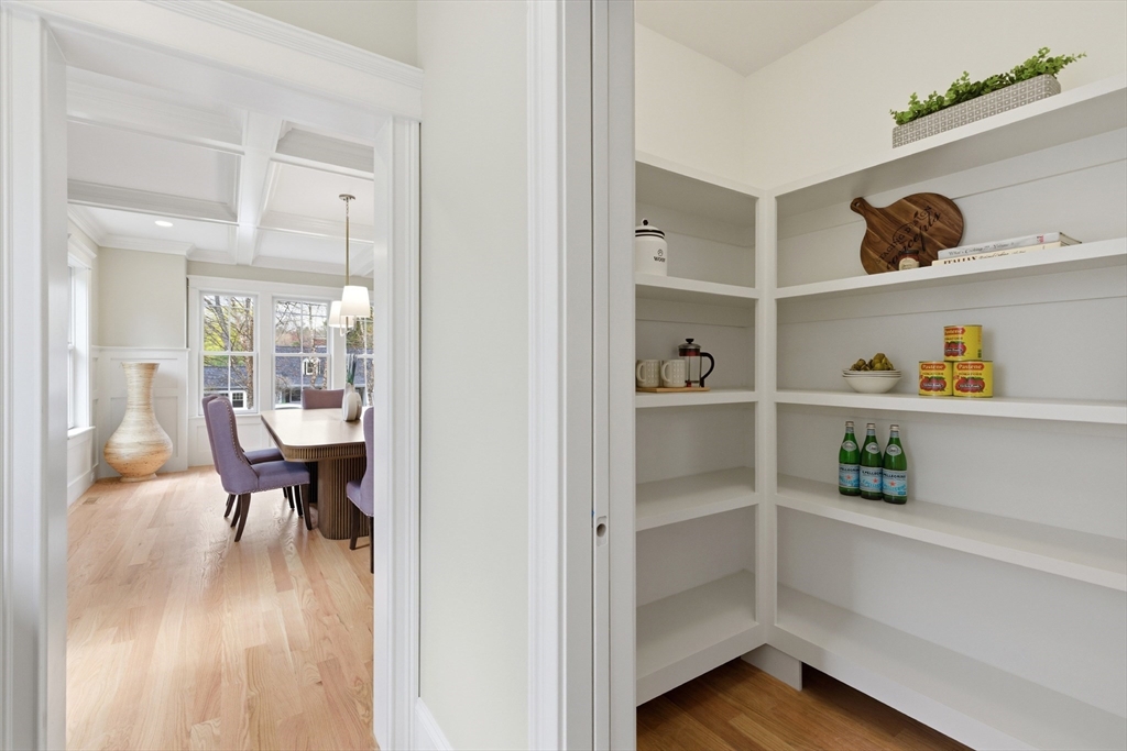 167 Burlington Street Lexington, MA 02420 - Photo 7 of 35