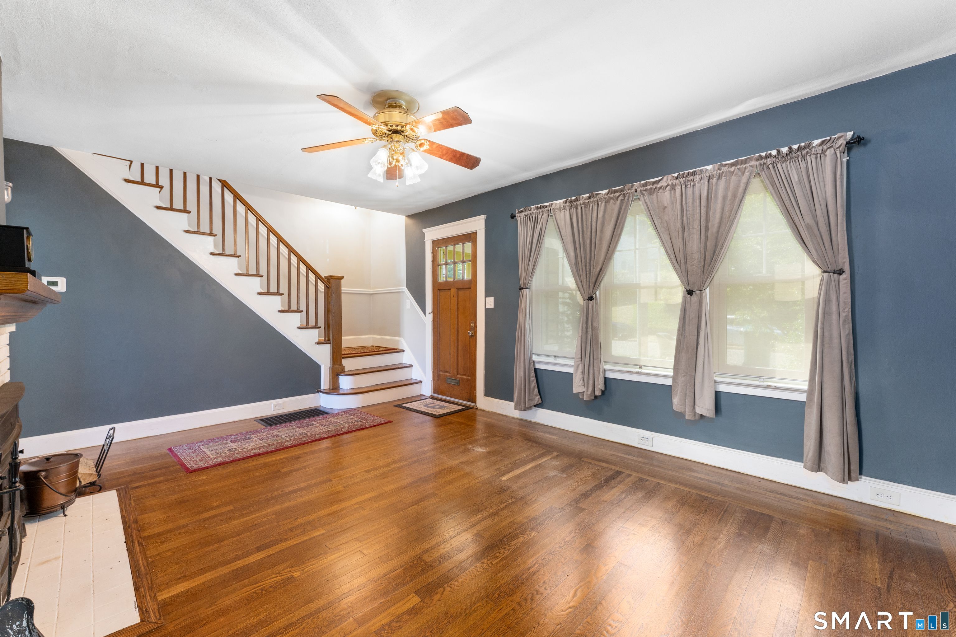 175 Augur Street Hamden, CT 06517 - Photo 7 of 38