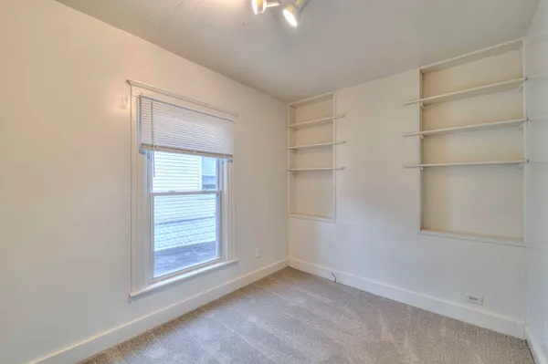 $172,400 | 1019 Woodbridge Street, Jackson, MI 49203
