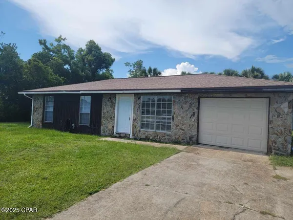 $1,500 | 6321 Olokee Street, Callaway, FL 32404