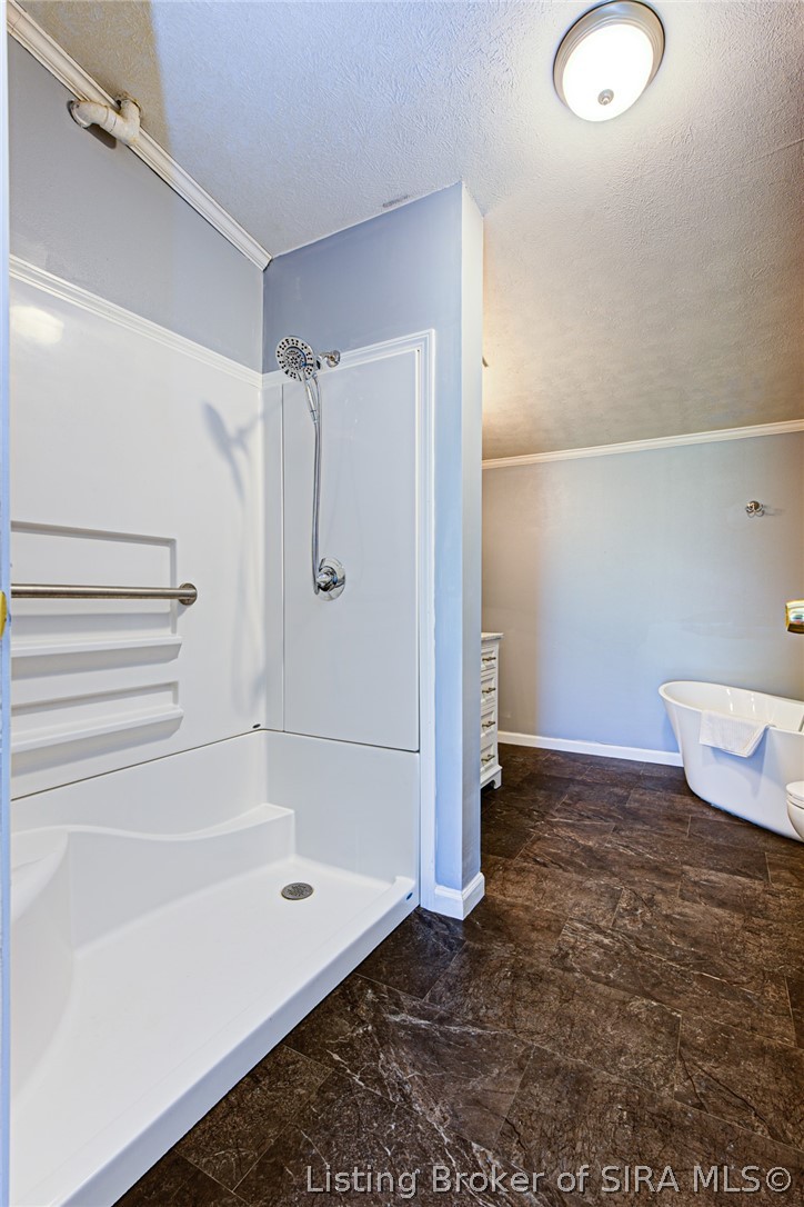 9084 East Blue River Road Pekin, IN 47165 - Photo 17 of 39