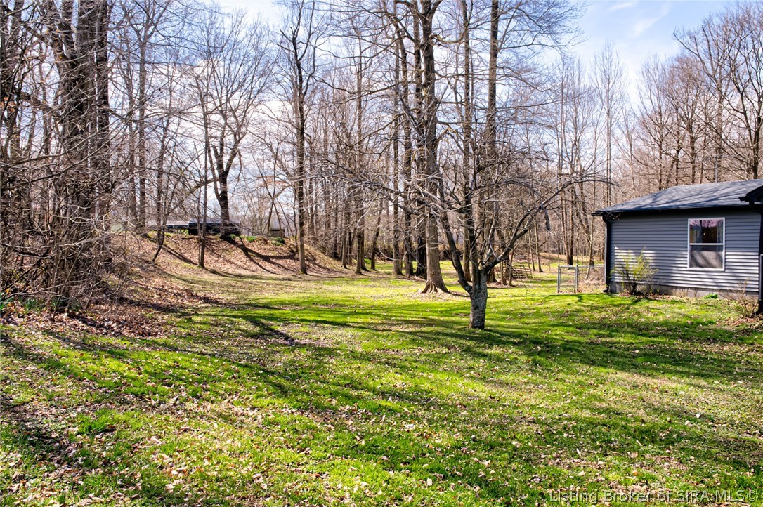 9084 East Blue River Road Pekin, IN 47165 - Photo 29 of 39