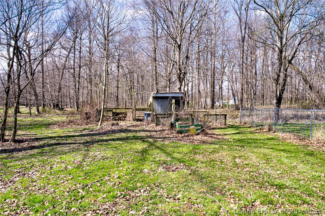 9084 East Blue River Road Pekin, IN 47165 - Photo 31 of 39