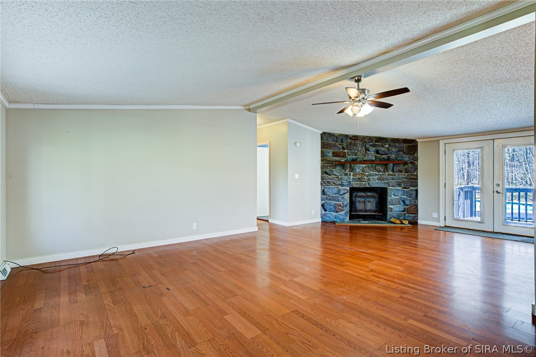 9084 East Blue River Road Pekin, IN 47165 - Photo 4 of 39