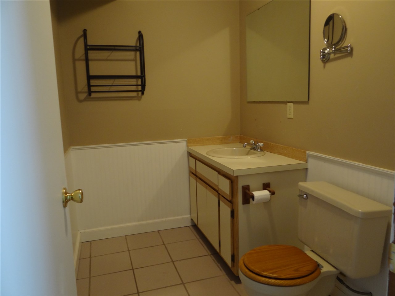 2 Mclure Lane Merrimack, NH 03054 - Photo 16 of 21 Gallery Image 16
