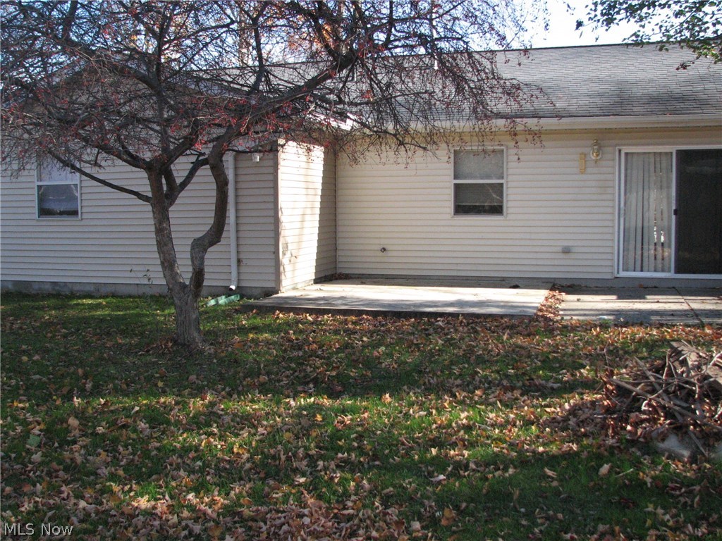 1438 Bennett Road Madison, OH 44057 - Photo 4 of 12