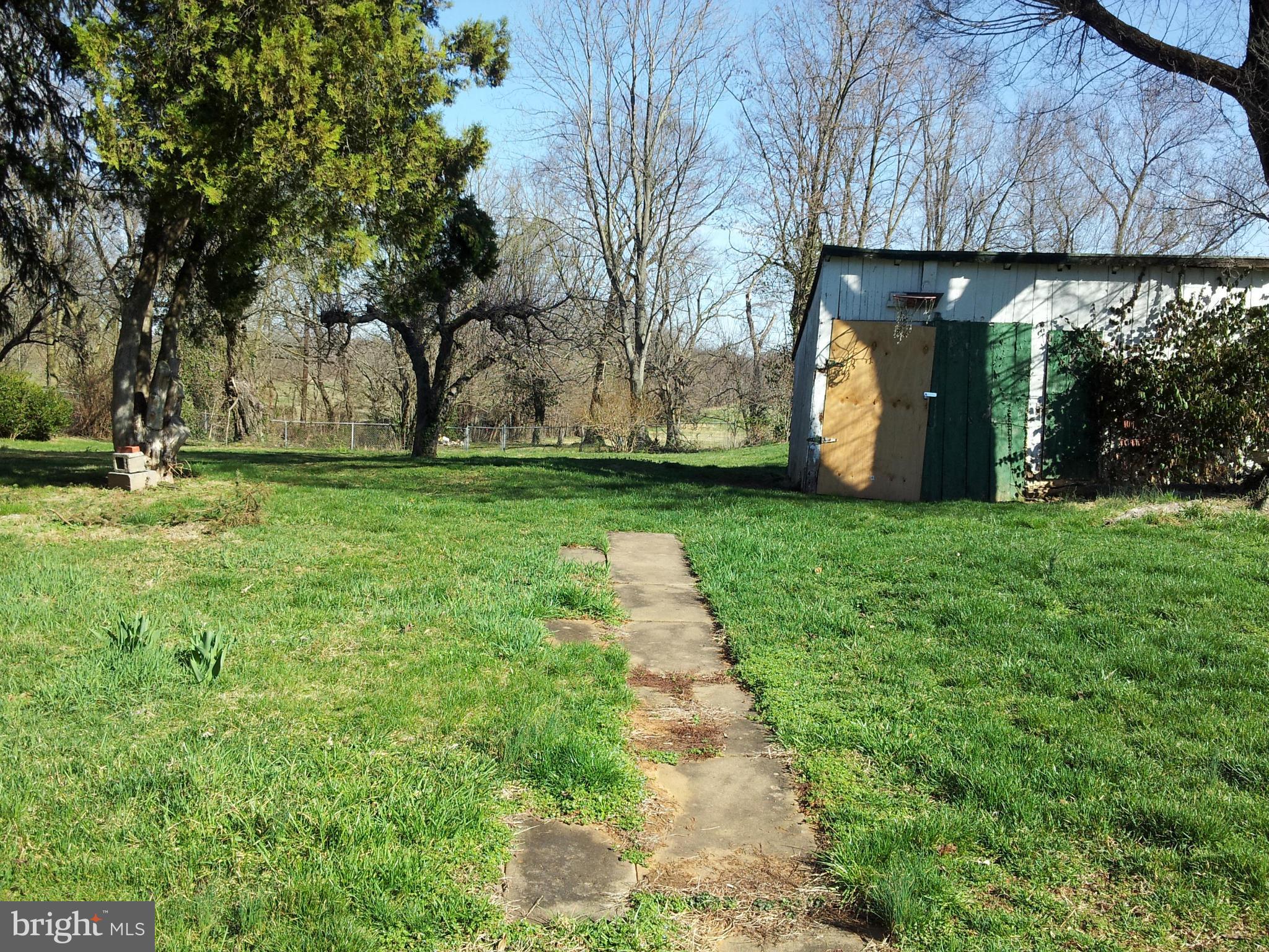 64 Gaylord Road Berryville, VA 22611 - Photo 4 of 20 Exterior (Rear)