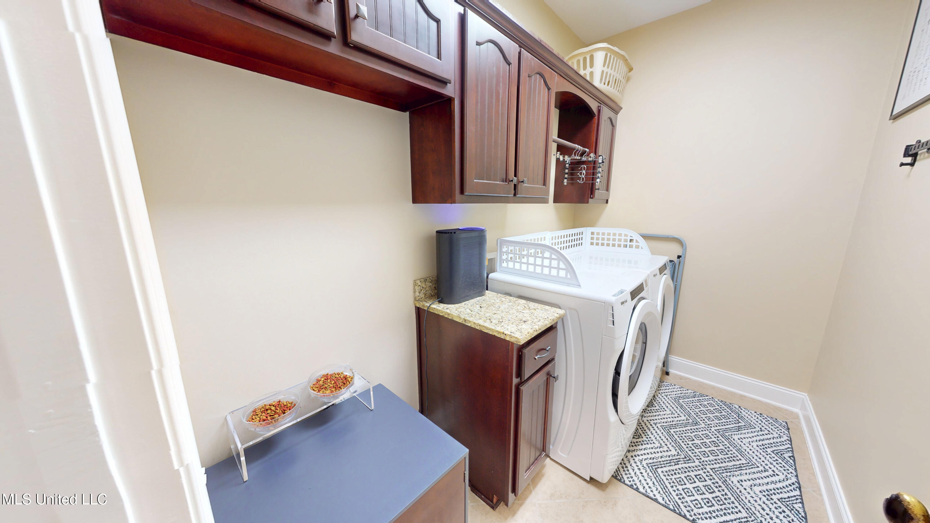 4035 Garden Road Southaven, MS 38672 - Photo 11 of 35 03262025_190049