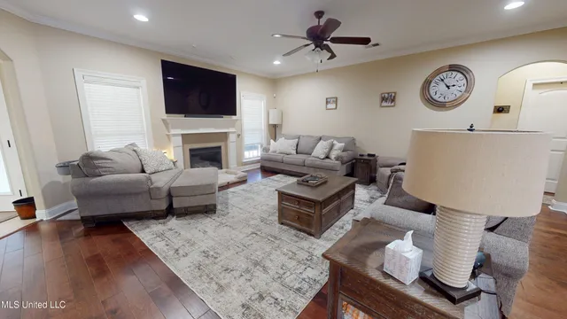 $567,000 | 4035 Garden Road, Southaven, MS 38672