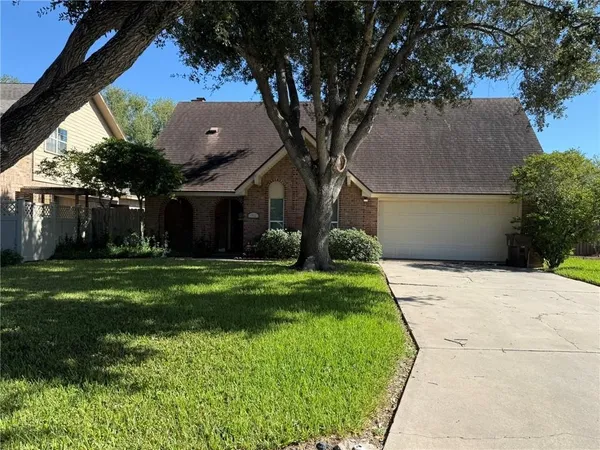 $2,400 | 1912 Kelly Street, Kingsville, TX 78363