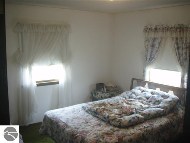 13374 Indian Road Kewadin, MI 49648 - Photo 9 of 21 1726449-8.JPG