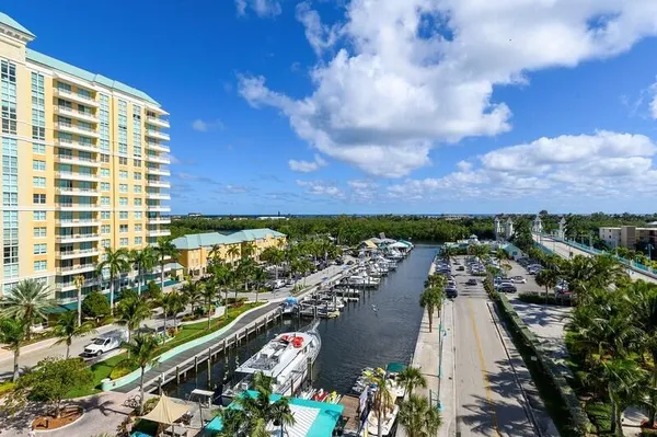 $2,200 | 100 Northeast 6th Street, Unit 506, Boynton Beach, FL 33435