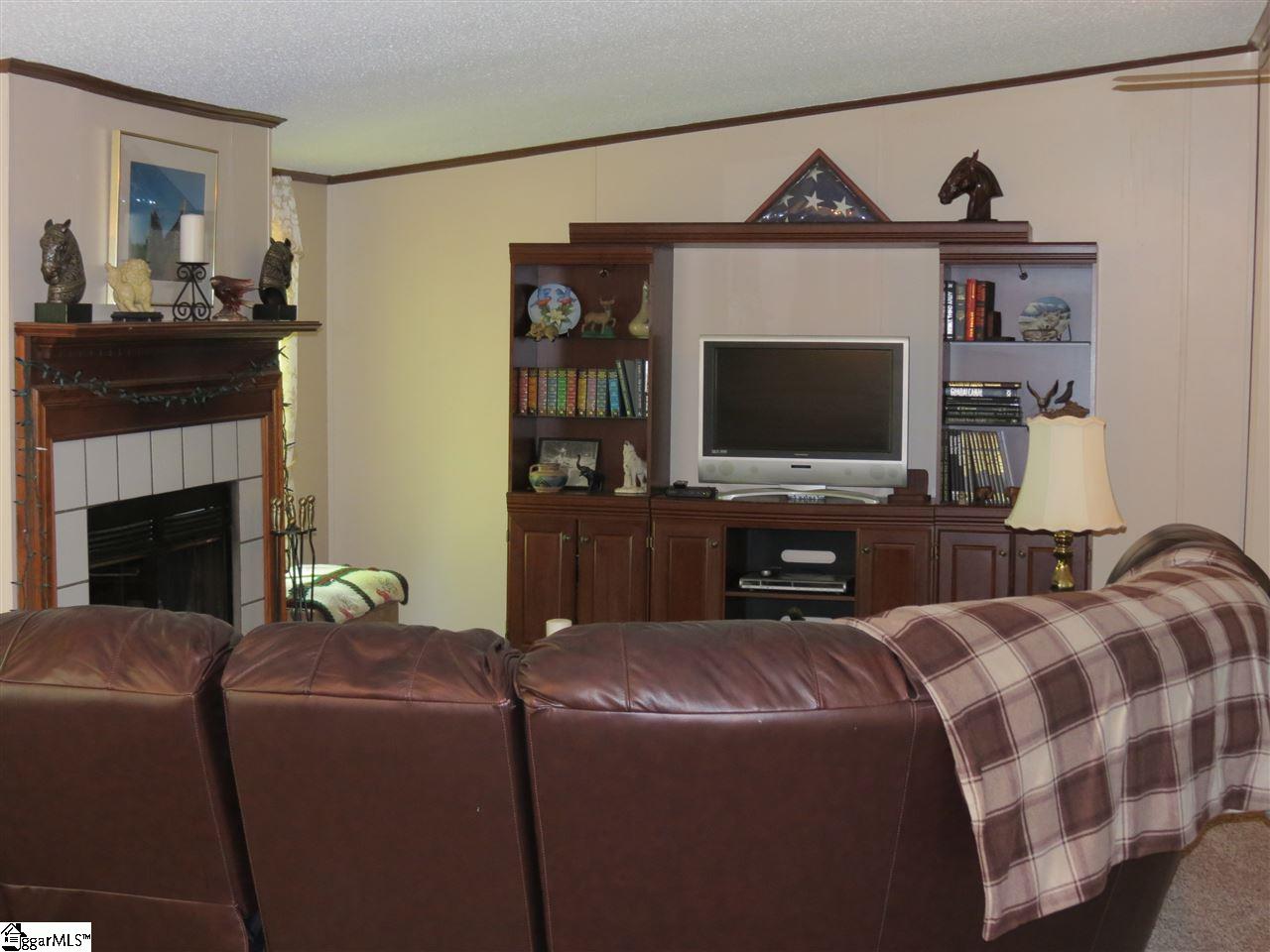 407 Hamilton Road Marietta, SC 29661 - Photo 6 of 22