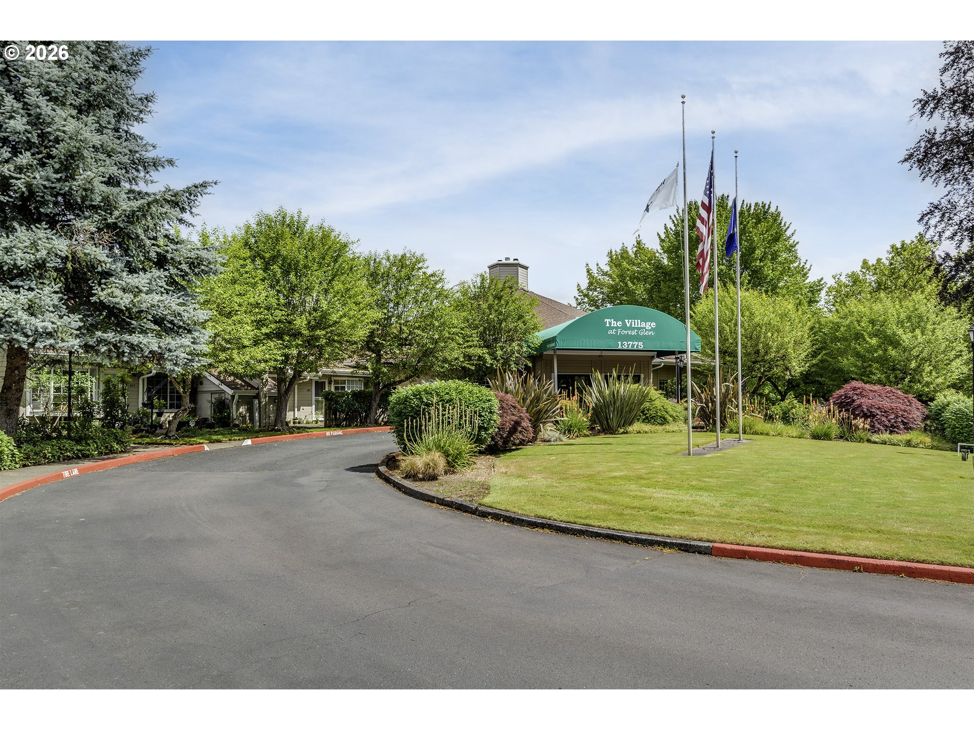 13775 Southwest Scholls Ferry Road, Unit 106 Beaverton, OR 97008 - Photo 1 of 31