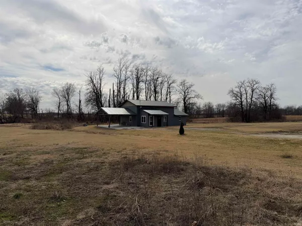 $229,000 | 1000 A West Morton Street, Oakland City, IN 47660